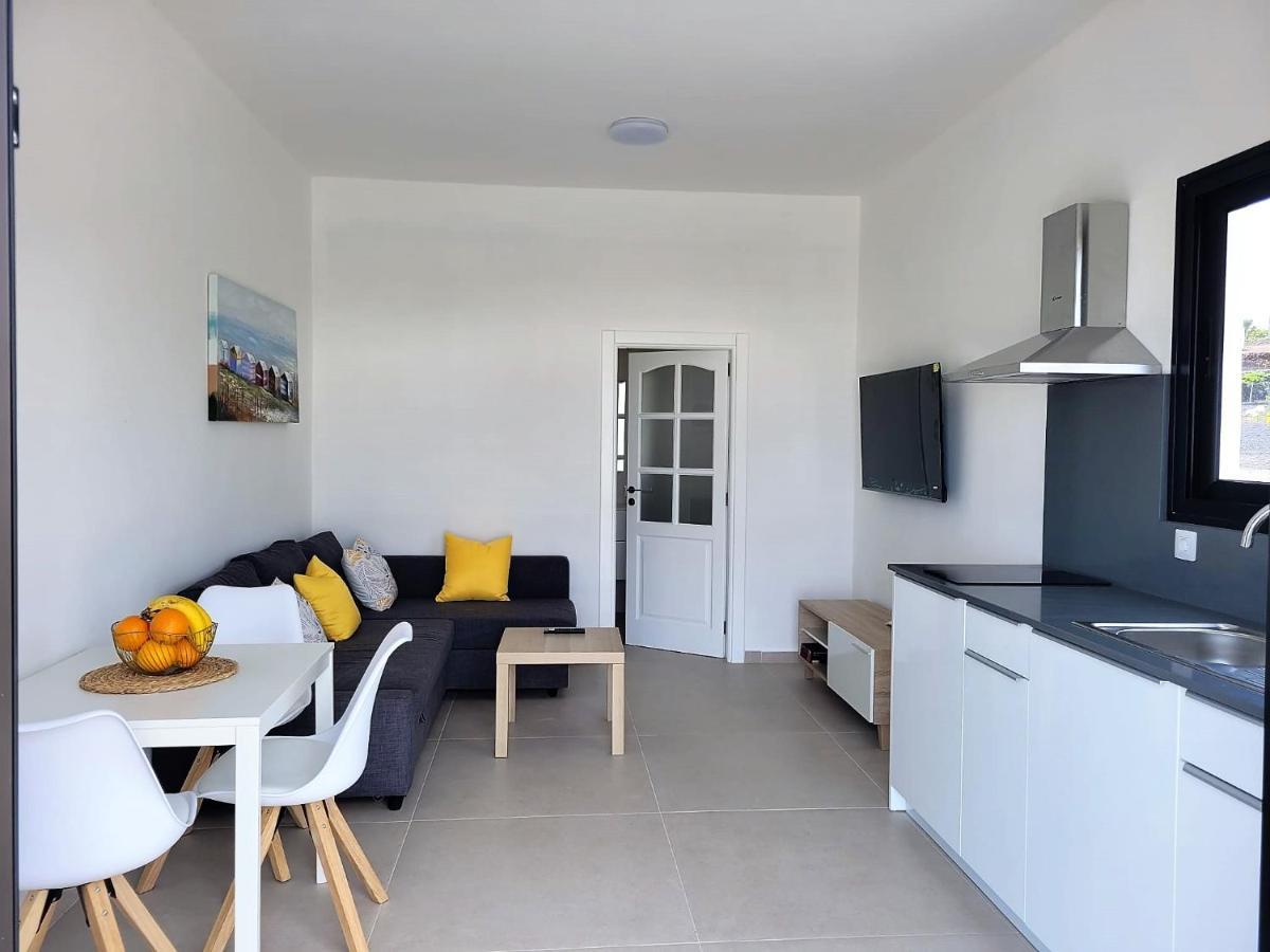 Apartamentos Falcon Tinajo Ngoại thất bức ảnh