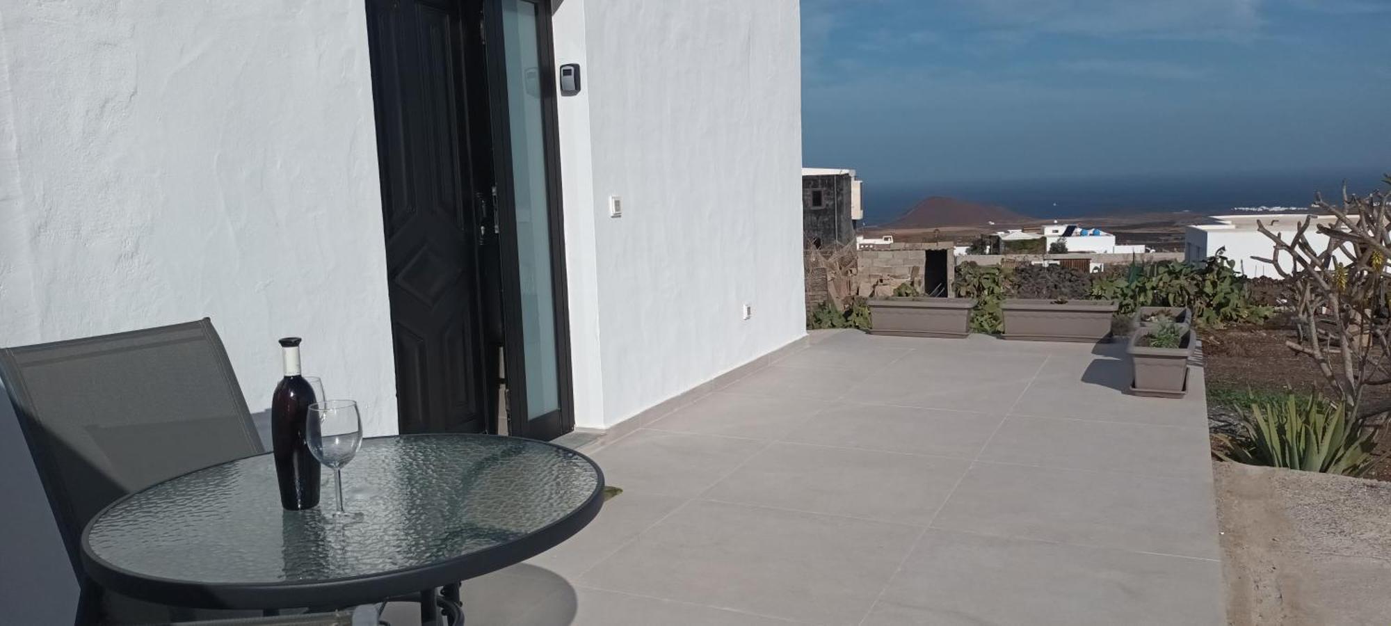 Apartamentos Falcon Tinajo Ngoại thất bức ảnh